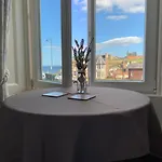 Vendégház Khyber Mount Whitby