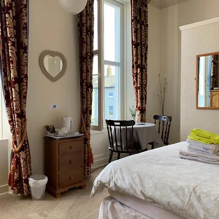 Khyber Mount * Whitby