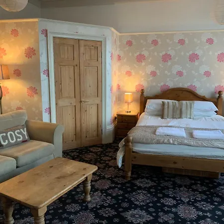 Khyber Mount Penzion *